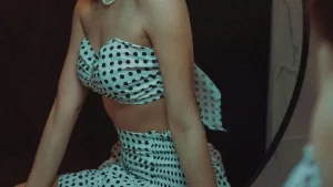 Pune call girl